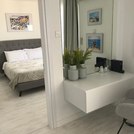 Sea View Holiday Apartment Larnaca Ngoại thất bức ảnh